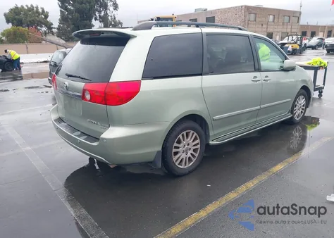 2008 Toyota Sienna Limited из США, поврежденный, VIN 5TDBK22C28S010737